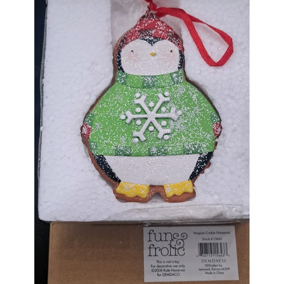 Fun & Frolic Penguin Cookie Ornament 2008 DEMDACO Christmas Holiday Decor - NEW - Picture 2 of 6